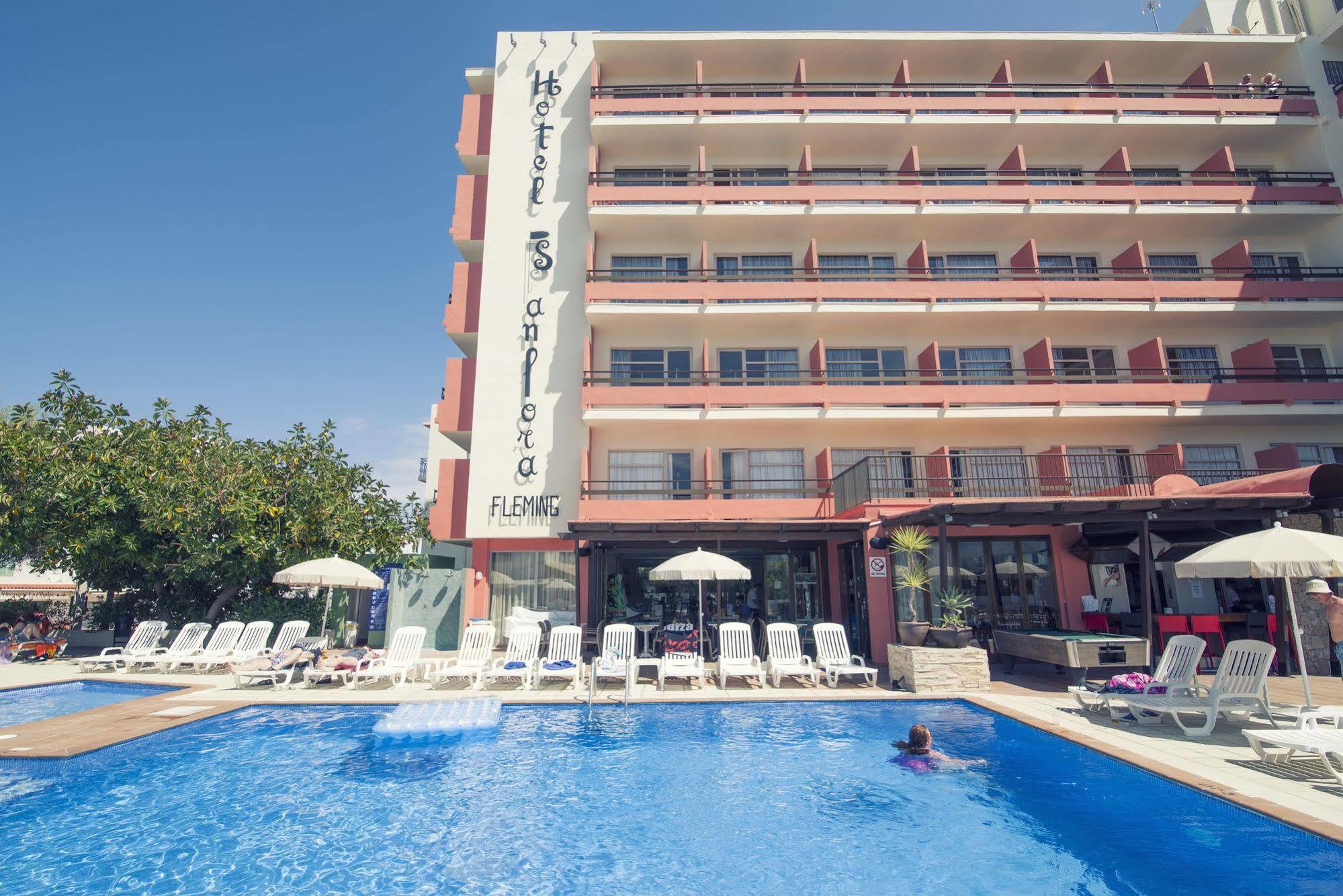 Azuline Hotel S'Anfora & Fleming (Adults Only) ซานอันโตนิโอ ภายนอก รูปภาพ
